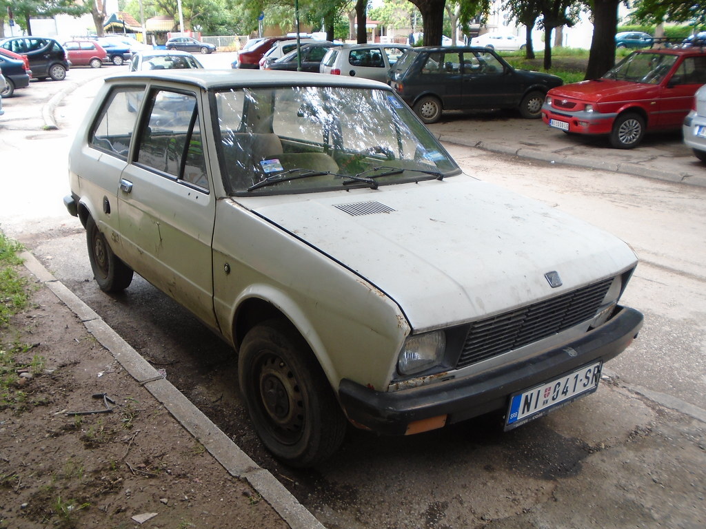 Автолегенды: Часть 6. Zastava Yugo: а была ли она худшей машиной в истории,  как о ней говорят? | Пикабу