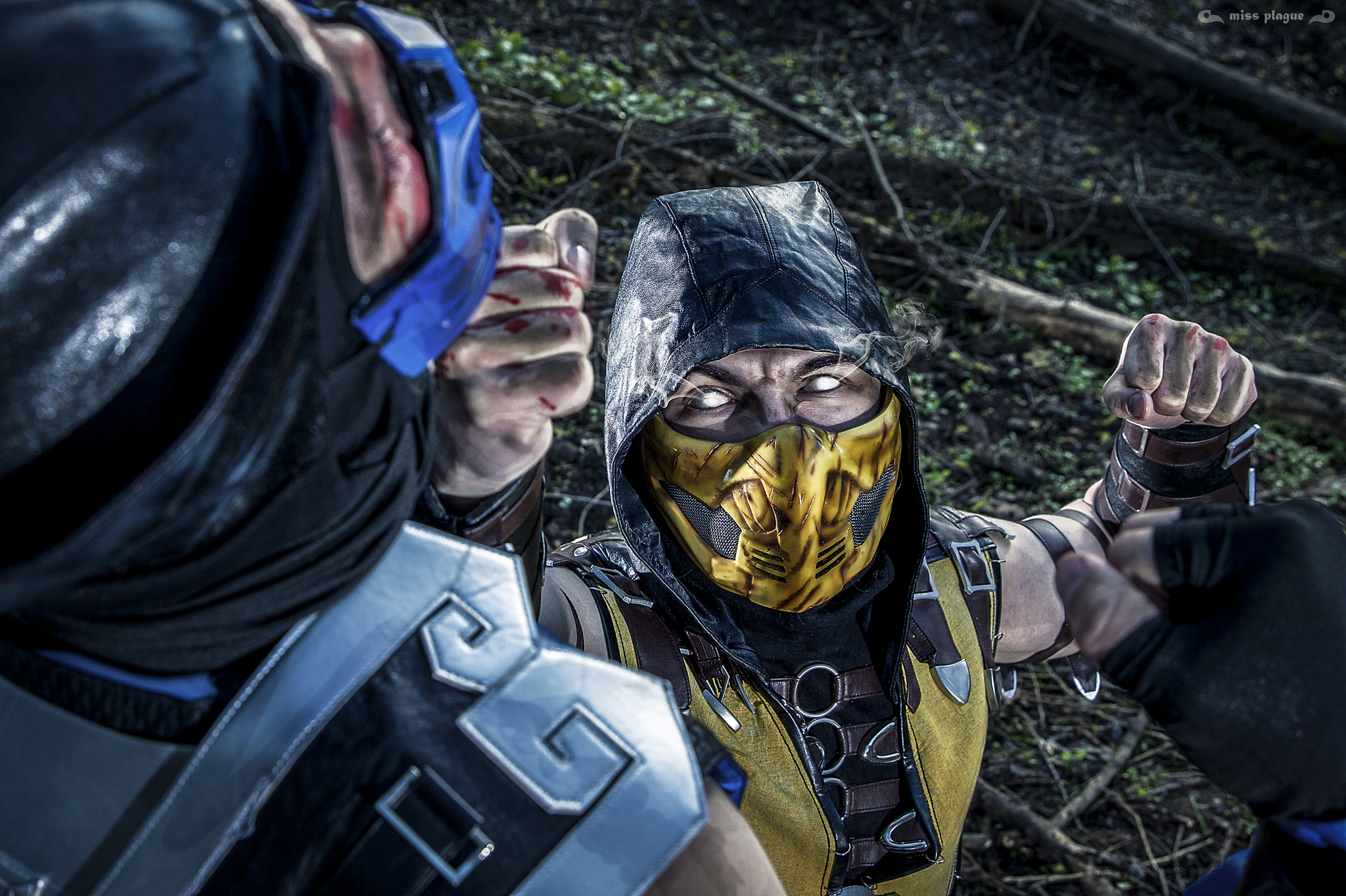 Scorpion vs Sub-Zero (cosplay) | Пикабу