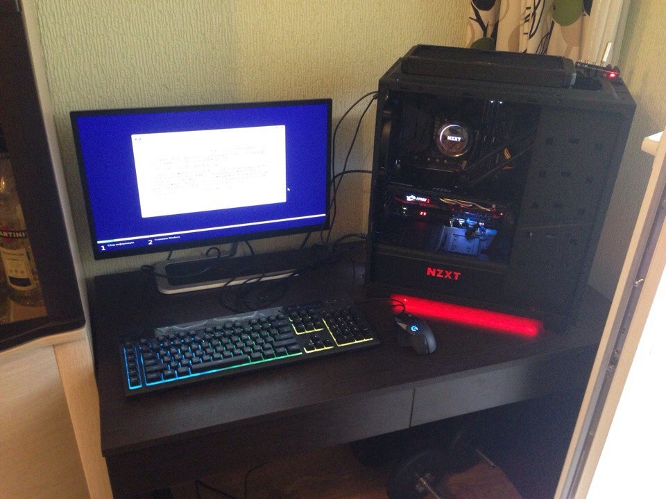 История одного стола... | Пикабу