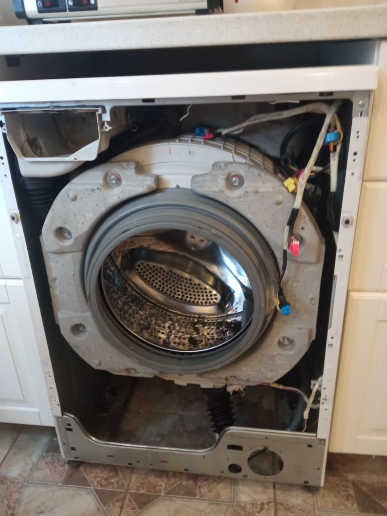 Сломалась защелка на стиральной машине