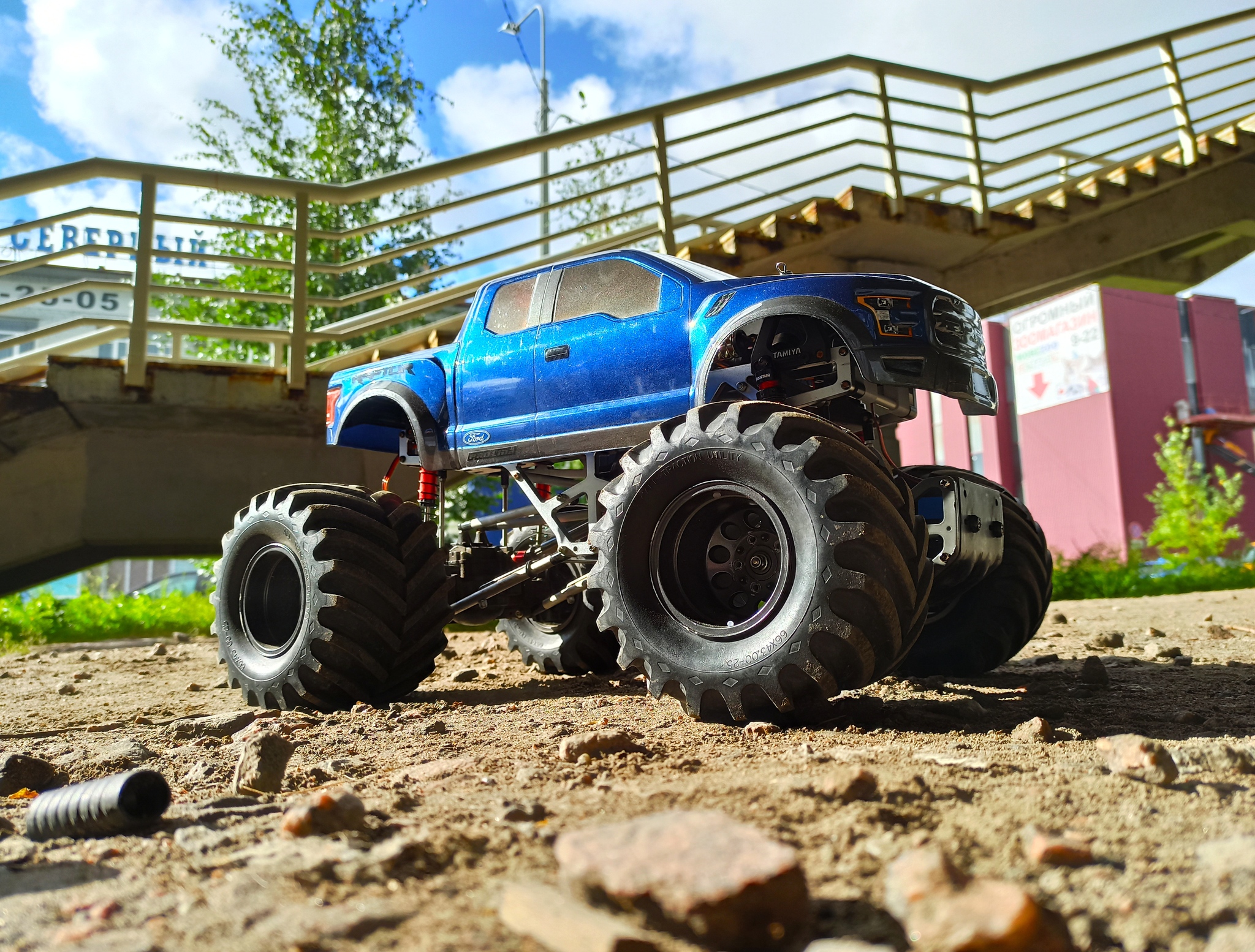 Ford f-150 Raptor Bigfoot monster truck | Пикабу