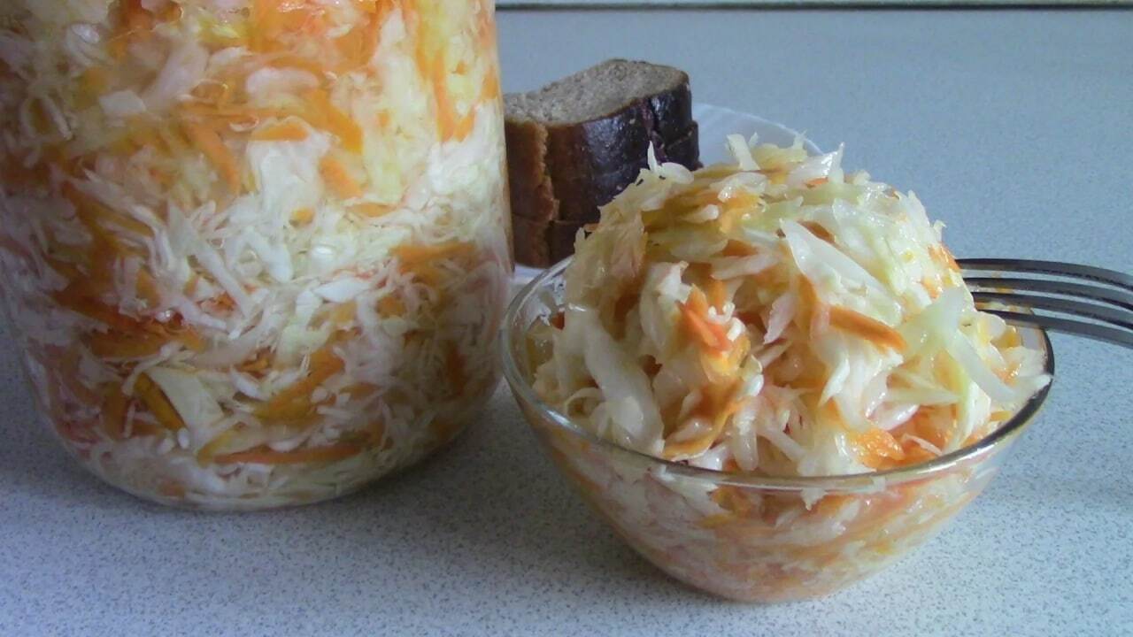 Капуста, маринованная кусочками