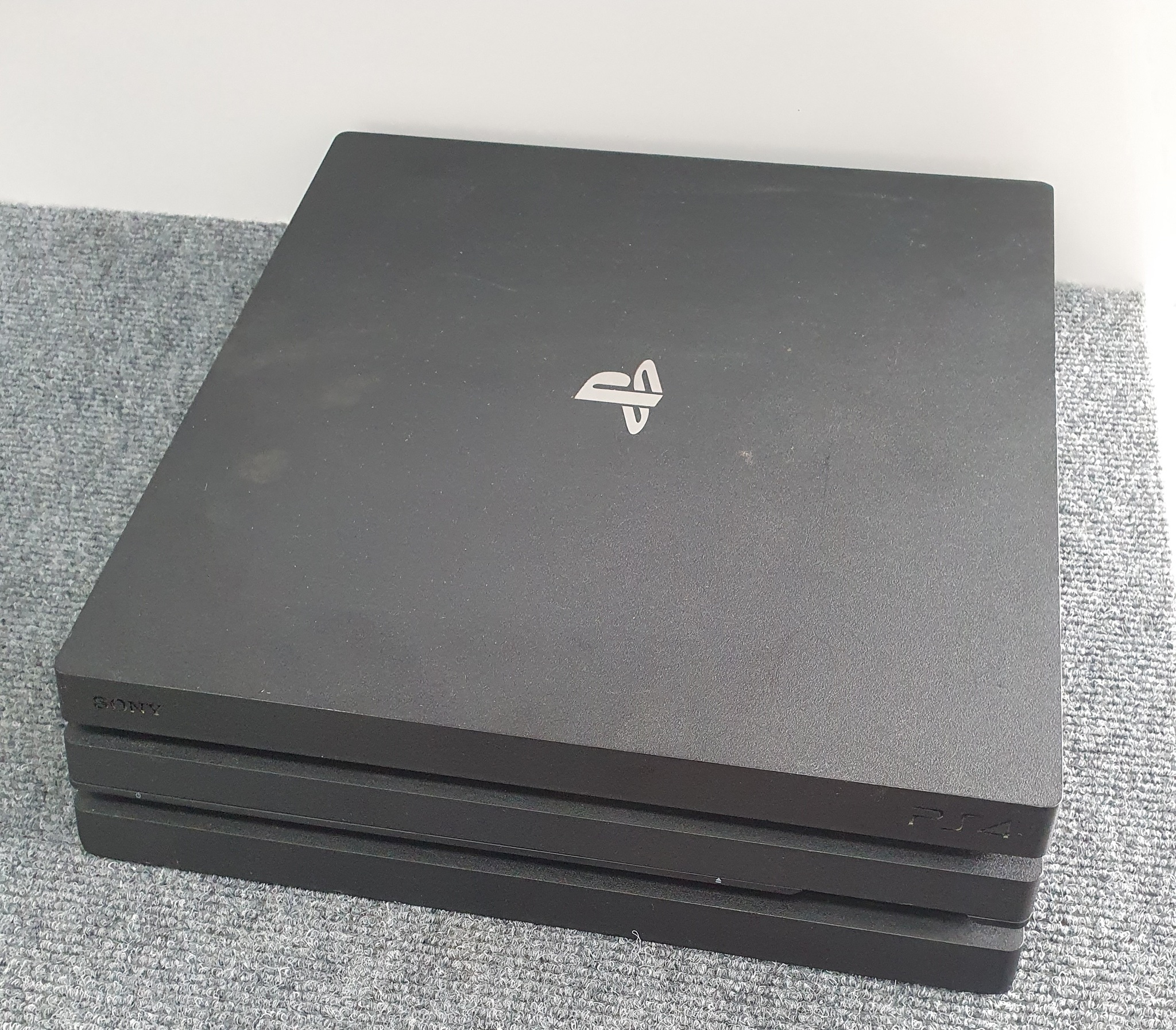Sony PlayStation 4PRO с фиксиком | Пикабу