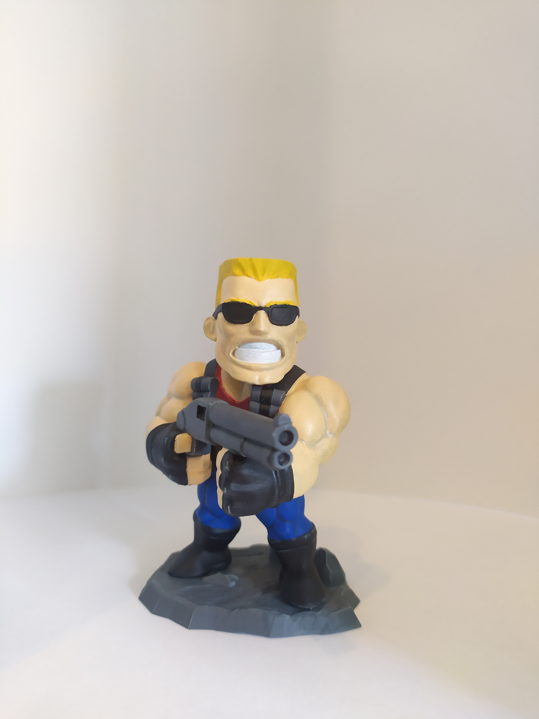 Меня звать Дюк Нюкем — и я пришел за вами, инопланетные ублюдки! | Пикабу