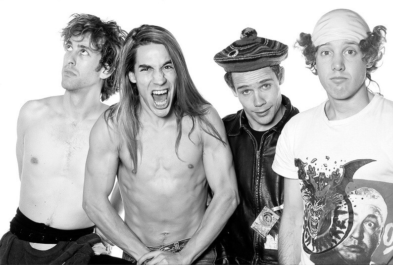 RED HOT CHILI PEPPERS are true GIANTS of the ALTERNATIVE ROCK/FUNK ROCK