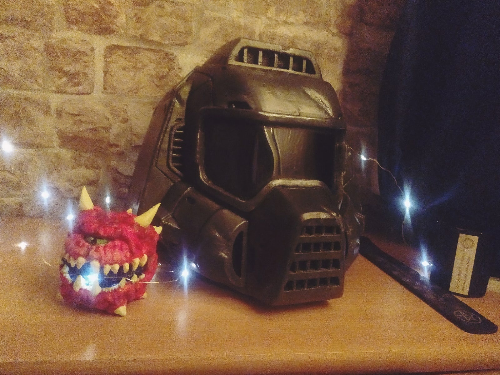 Шлем DOOM 2 | Пикабу