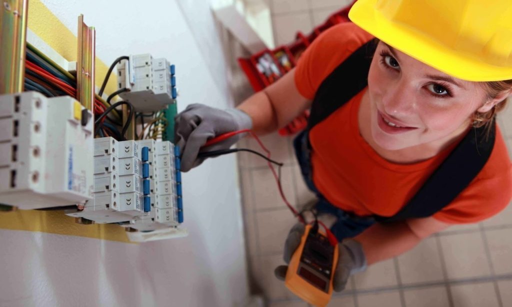 Как уменьшить счета за электроэнергию | Пикабу