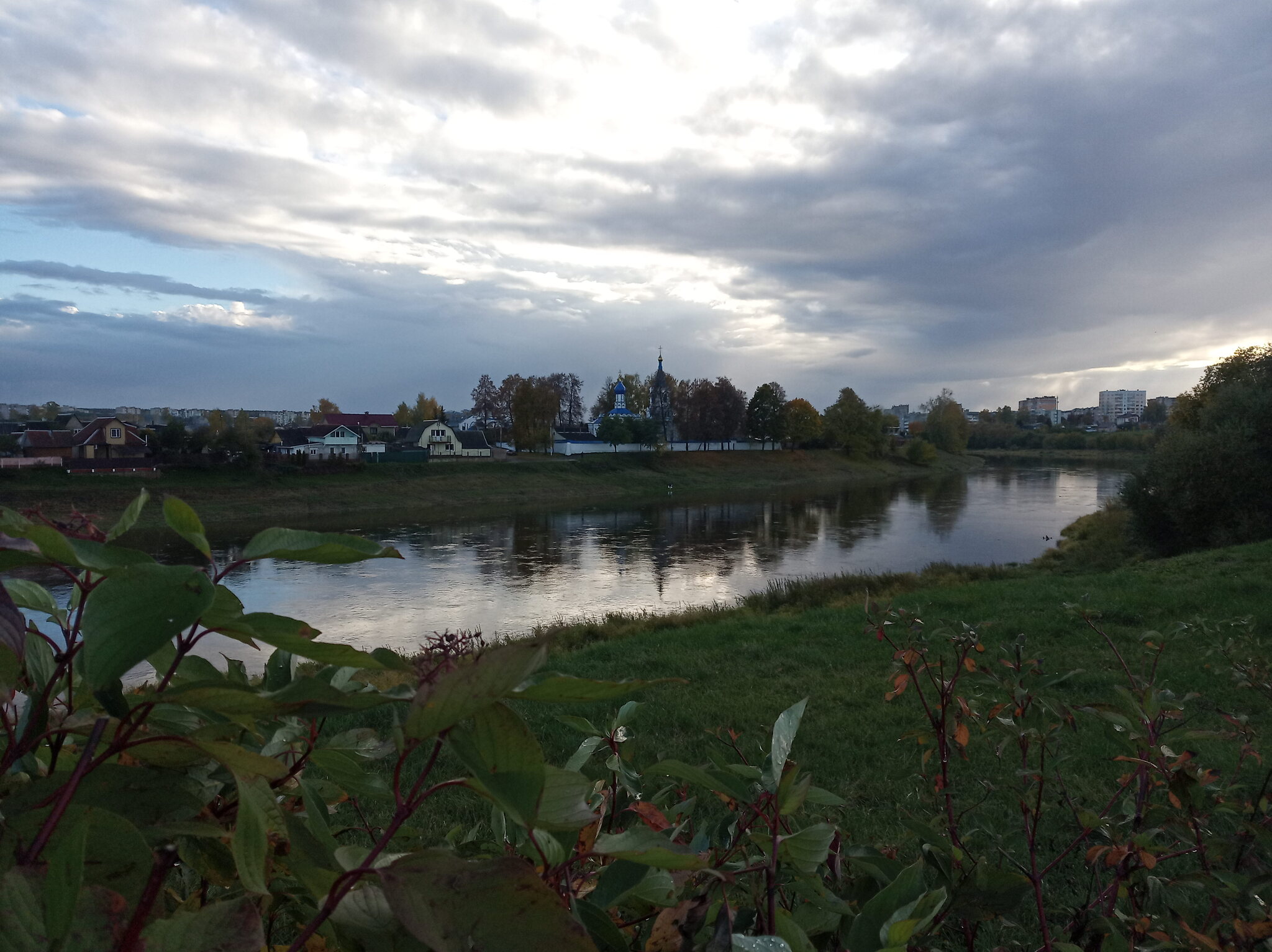 Осенняя прогулка по городу Орша | Пикабу