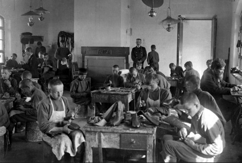 How did child labour affect the industry in the Russian Empire in the ...