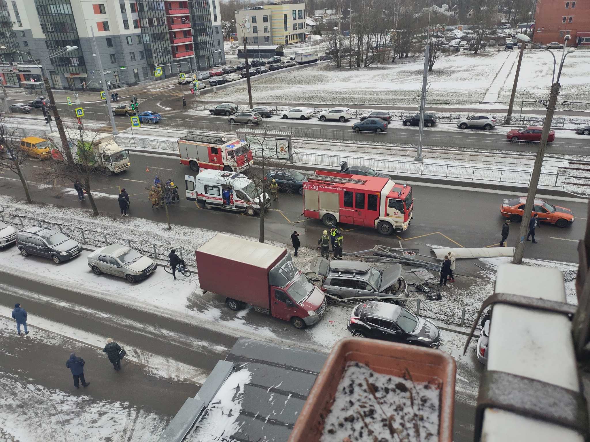 В Санкт-Петербурге задержали наркомана на Порше Кайен, устроившего погоню с  ДТП | Пикабу