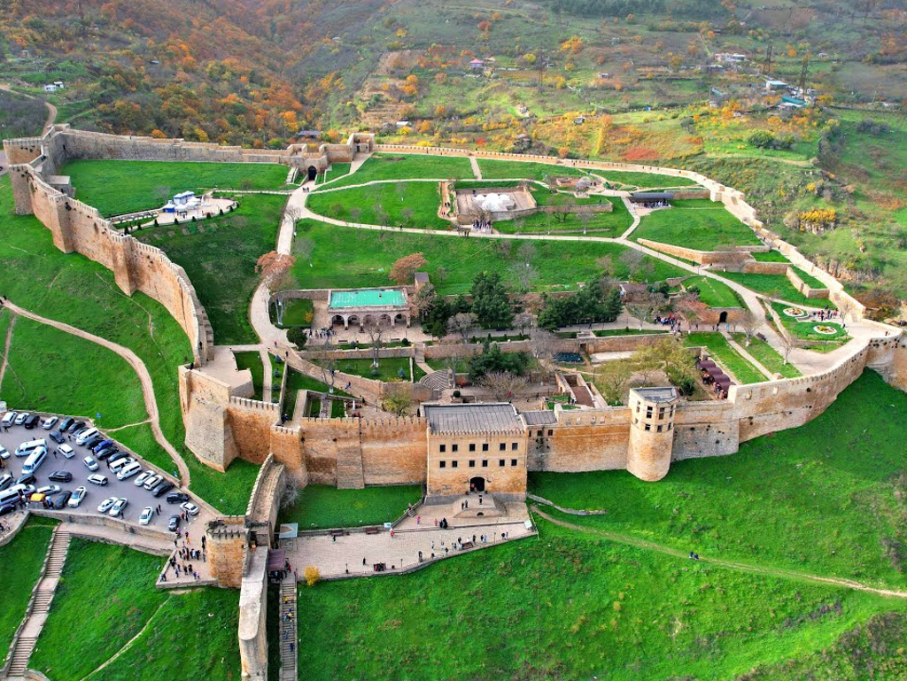 Крепость Нарын-Кала – древняя цитадель Дербента | Пикабу