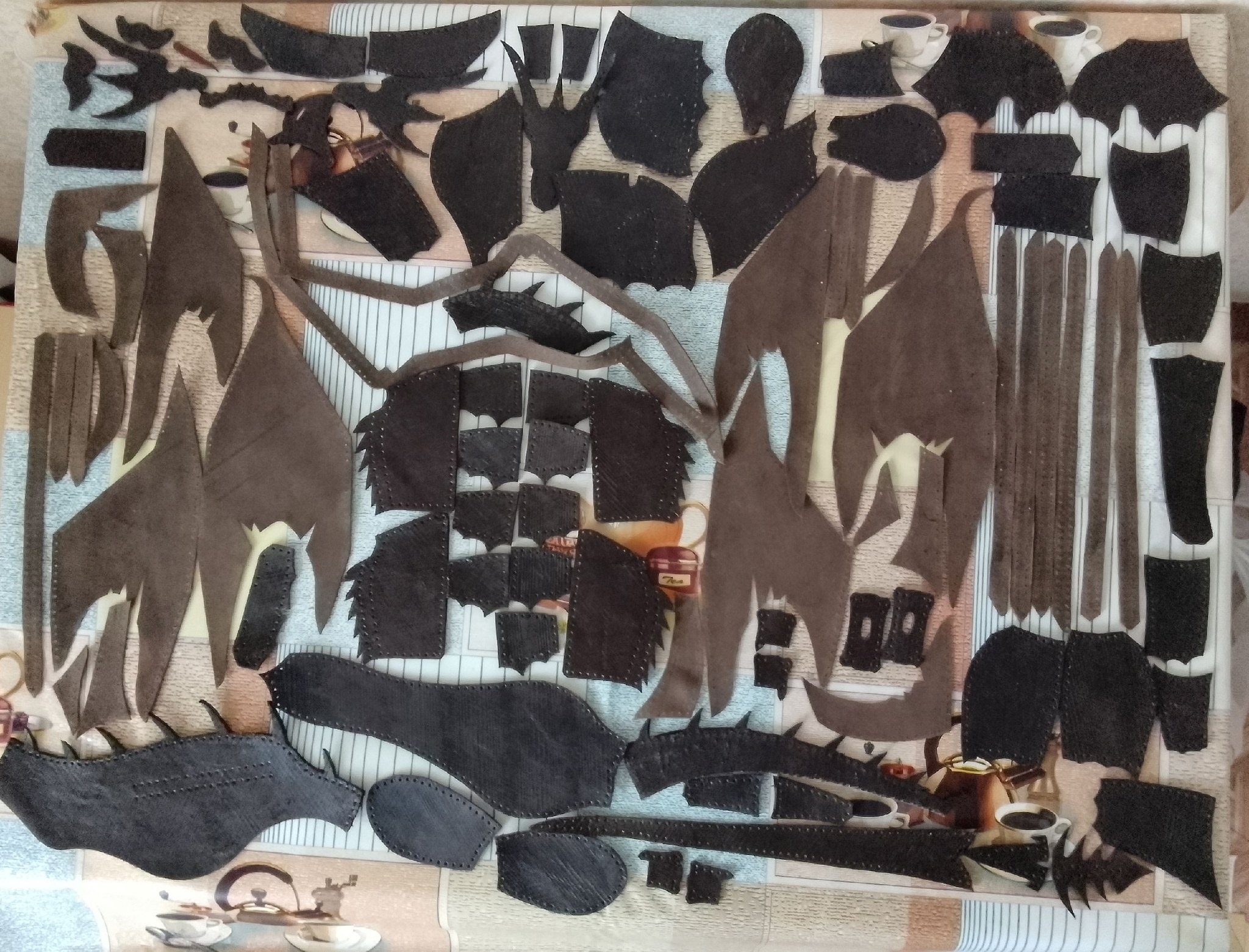 Дракон из натуральной кожи | Пикабу