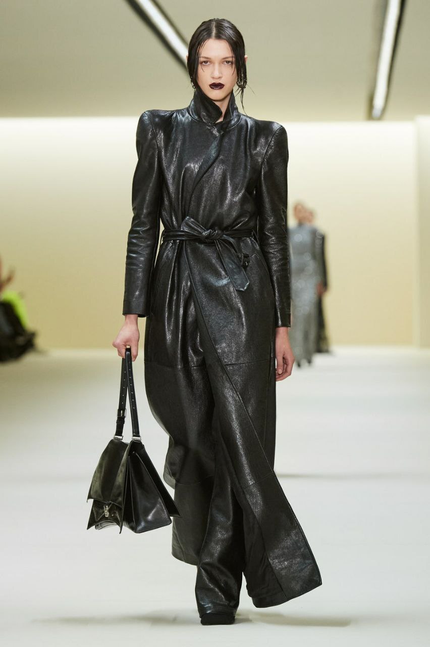 Обзор показа Balenciaga | Пикабу