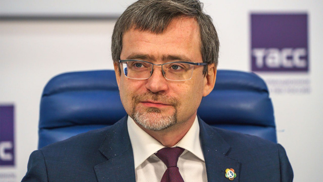 инцест соболева  С.Соболев: Библиофильское издание сочинений Вольтера (21+)