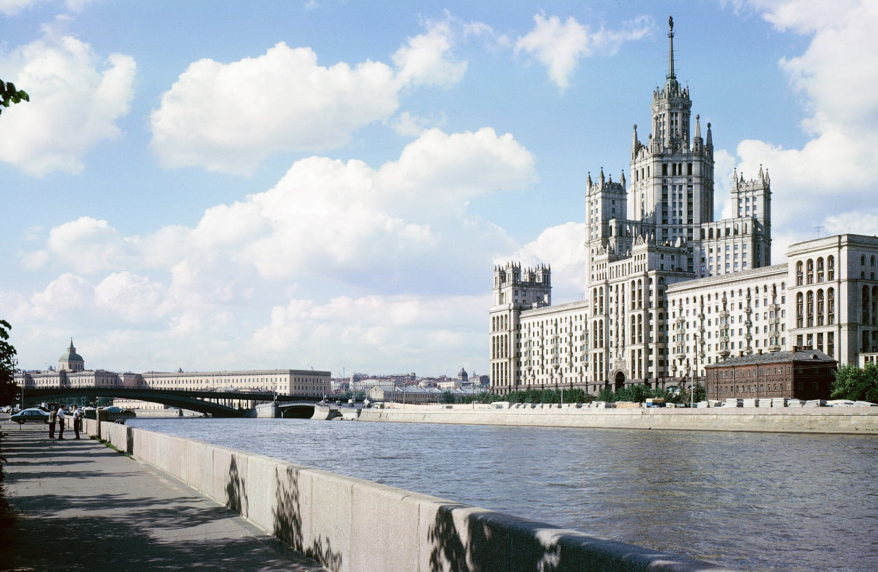 Высотка на Котельнической набережной в Москве. 1966 год | Пикабу