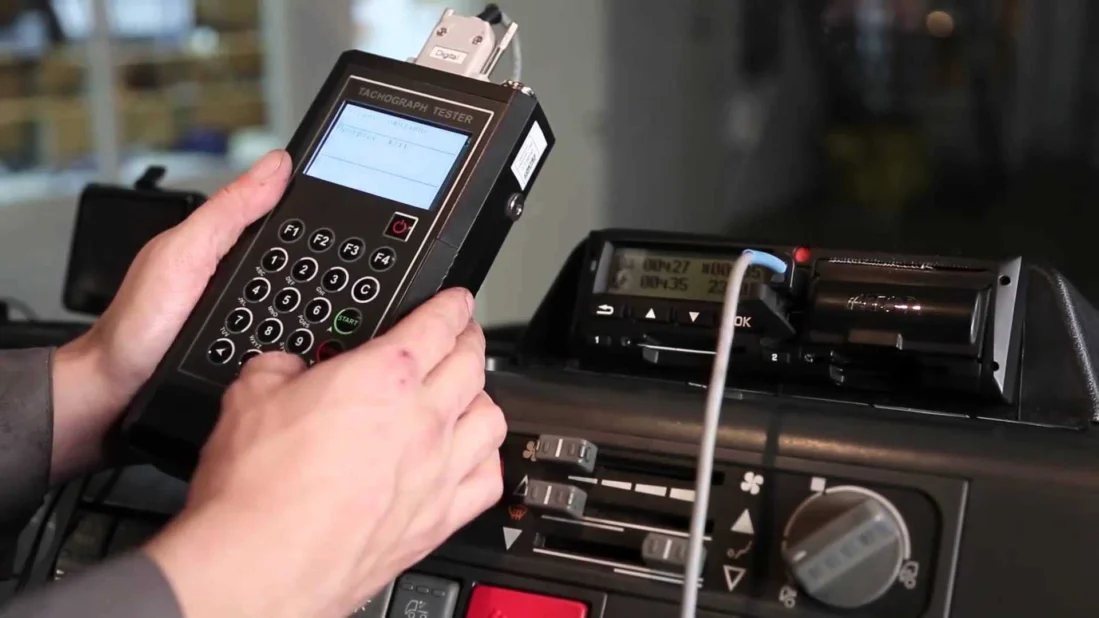 Блок СКЗИ тахографа. Замена и эксплуатация | Пикабу