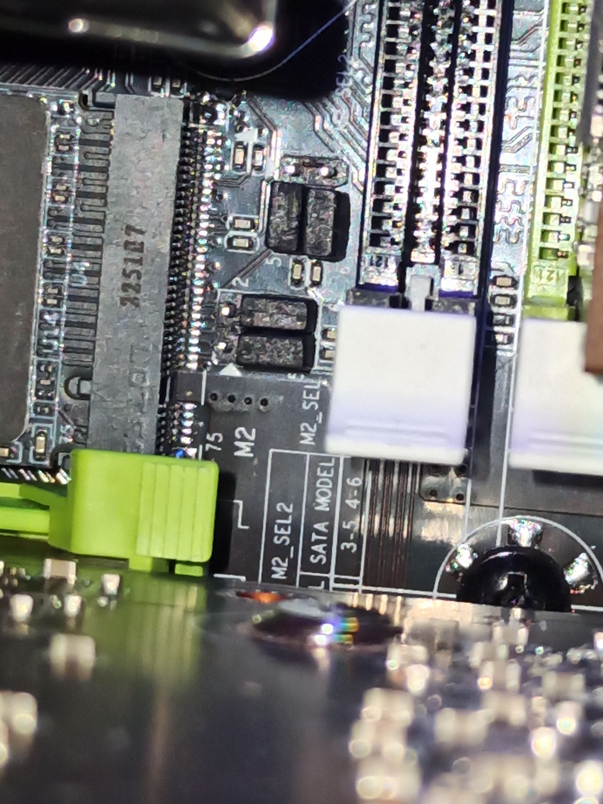 Не всегда определяется nvme ssd | Пикабу