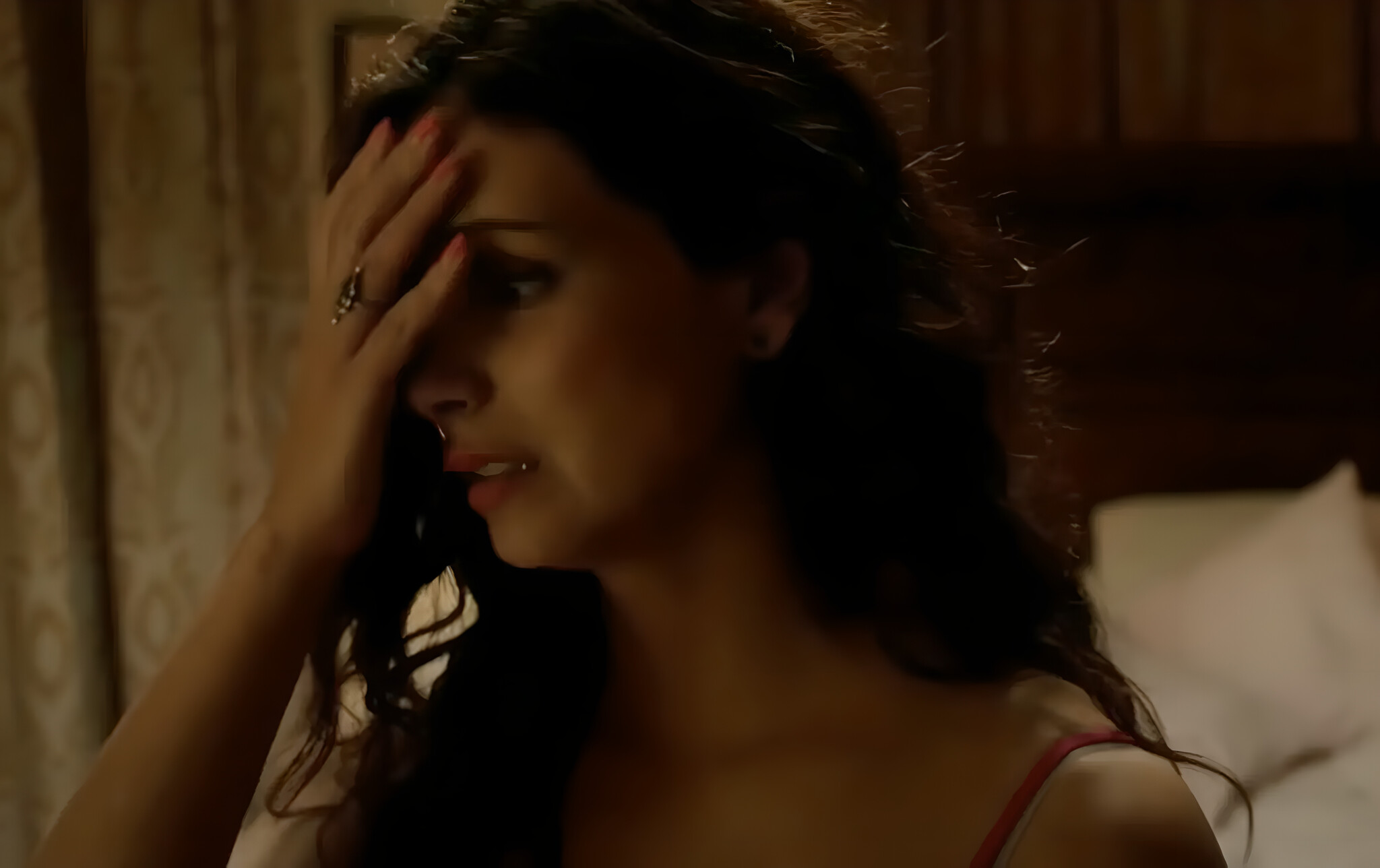 Как понять женщин во время ПМС | Пикабу