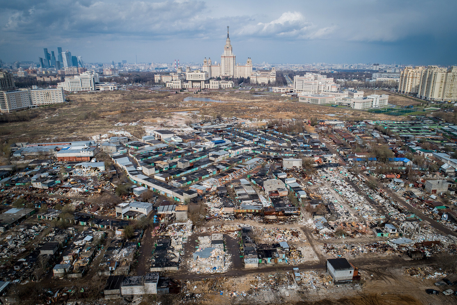 От криминального района и свалки до Инновационного центра МГУ. Фото  до/после | Пикабу