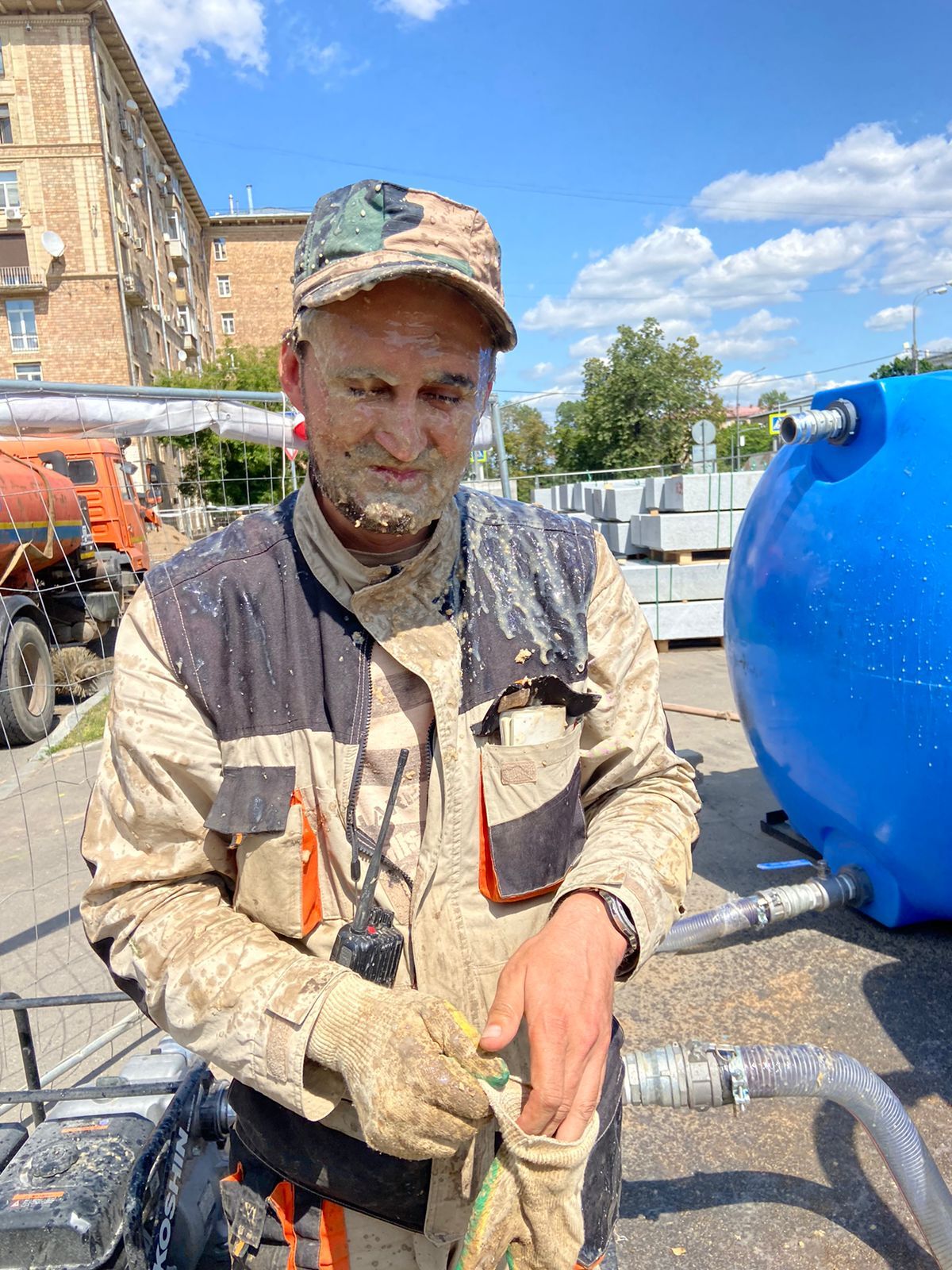 На волне постов о работе: Оператор ГНБ(Горизонтально Направленное Бурение)  - решил зайти сюда с юмором(= | Пикабу