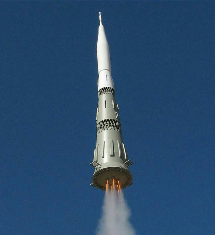 Первая ракета носитель ссср. Ракета н1 СССР. Н-1 ракета-носитель. Лунная ракета н-1. Советская сверхтяжелая ракета н-1.