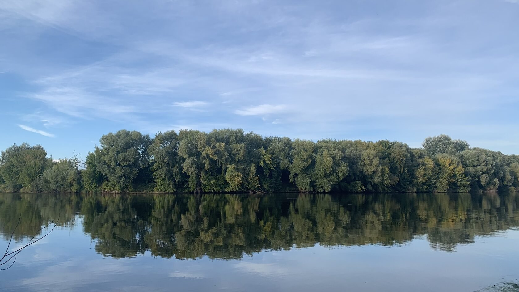 Между небом и водой | Пикабу