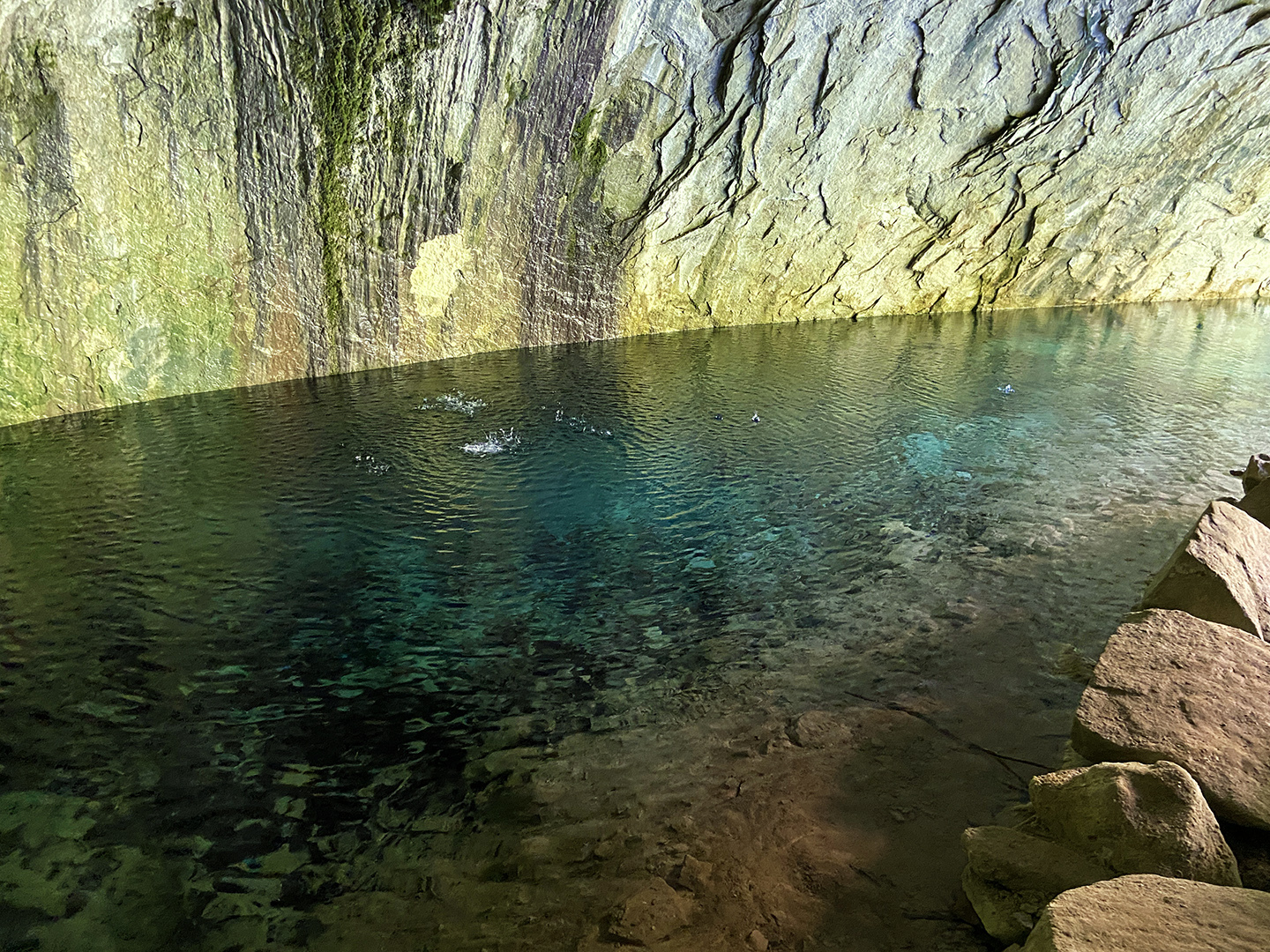 туркмения подземное озеро