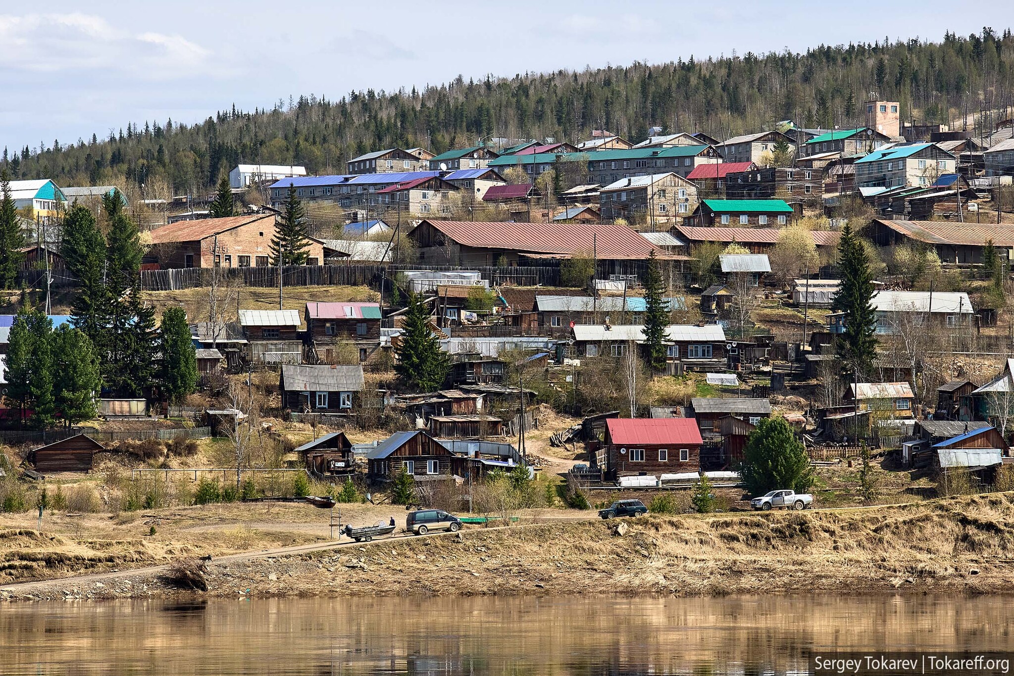 Эвенкийское село Байкит на Подкаменной Тунгуске - первый раз сошли на берег  | Пикабу