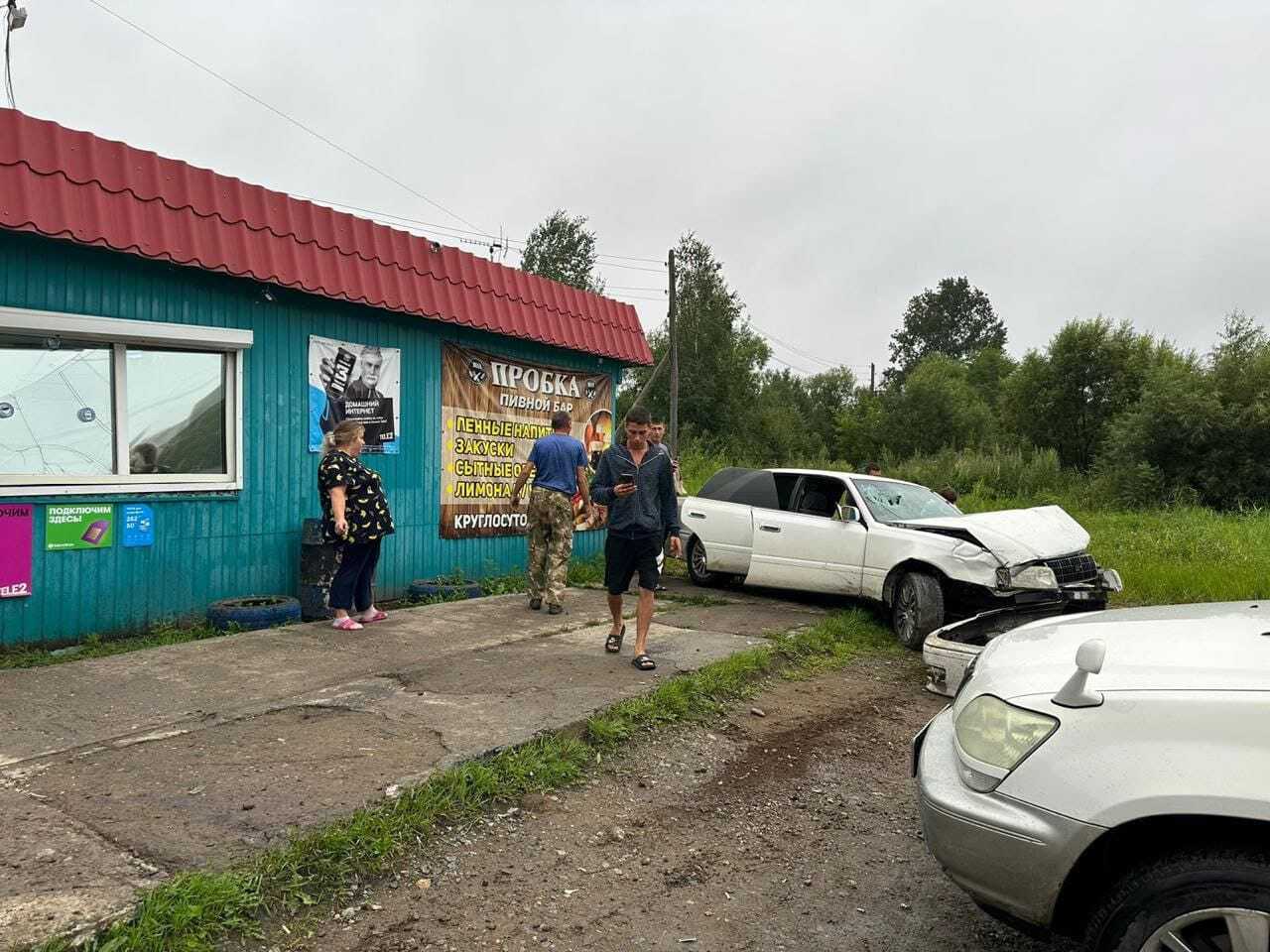 В Крыму боевики ЧВК Медведь жестоко избили посетителей кафе - видео — Украина