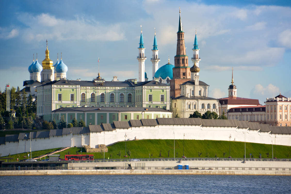 Что посмотреть в Казани - Кремль, падающая башня Сююмбике, Кул-Шариф,  Благовещенский собор, дворцы, театры. Достопримечательности | Пикабу