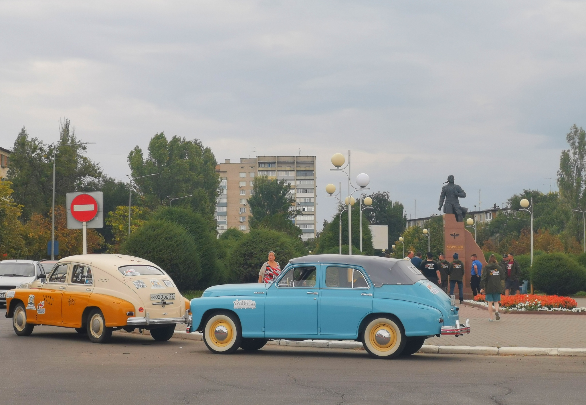 Проезжая Камышин, где родился Маресьев, побывали у его памятника | Пикабу