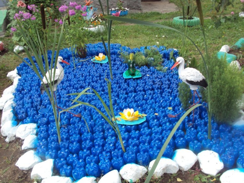 Цветы из пластиковых бутылок для сада и дачи: пошаговый мастер-класс для начинающих