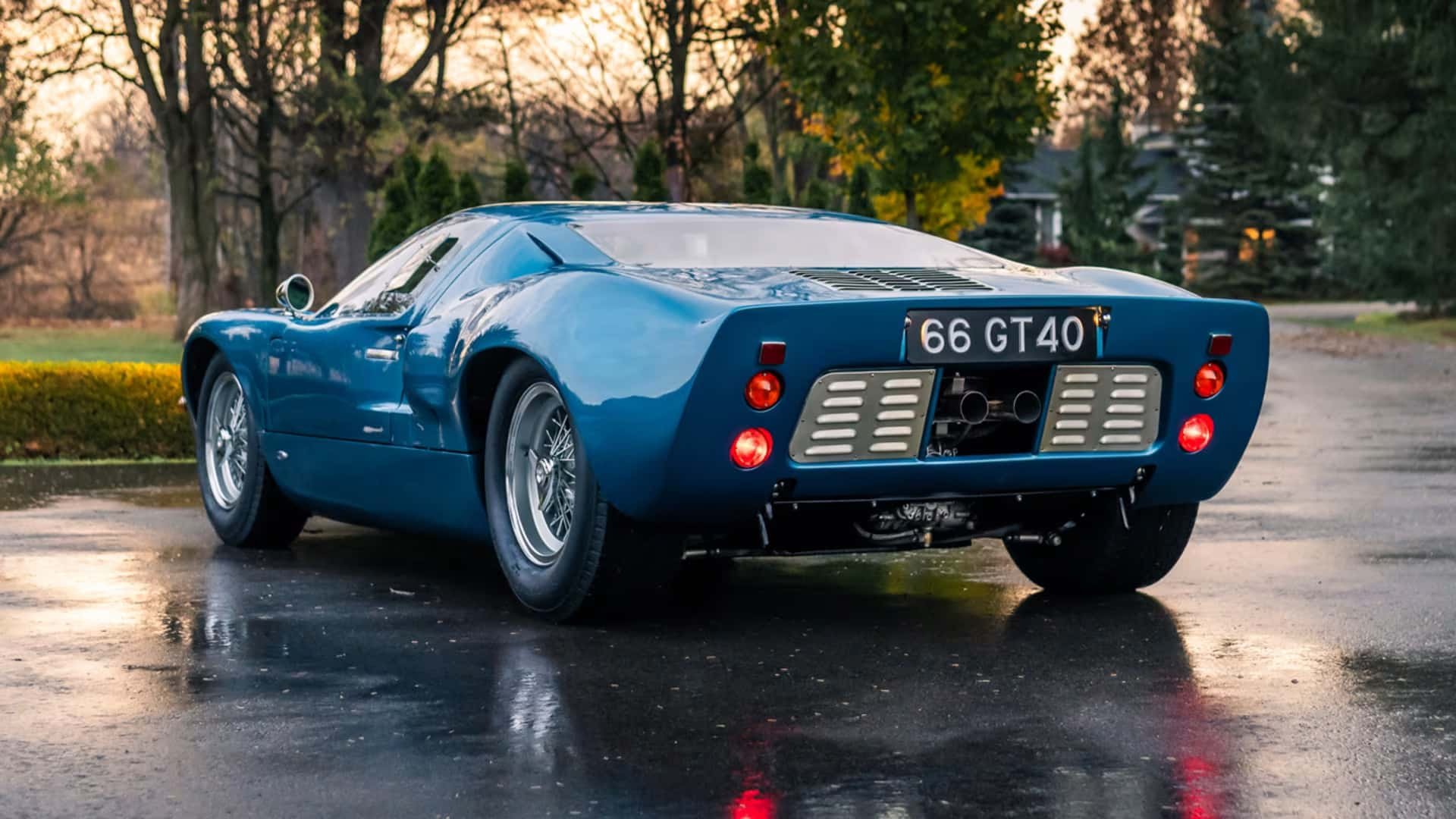 Уникальный дорожный Ford GT40 Mk I продадут с аукциона. С момента постройки машина  проехала меньше 22 тысяч километров | Пикабу