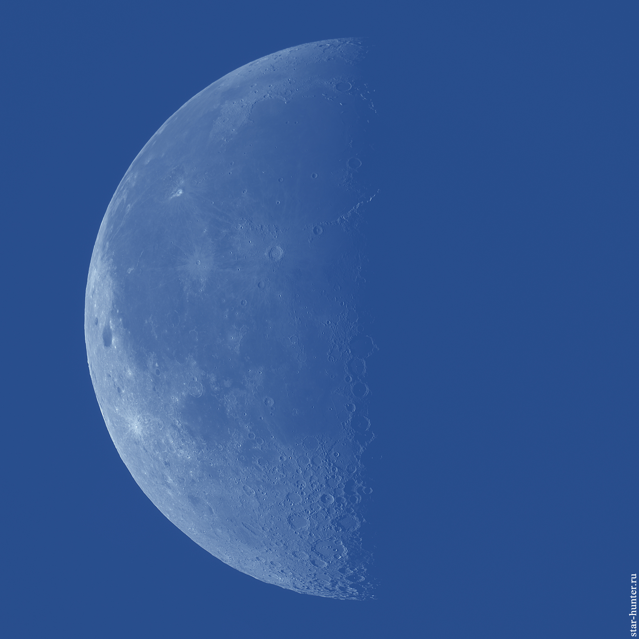 Утренняя Луна, 5 декабря 2023 года, 09:41 | Пикабу