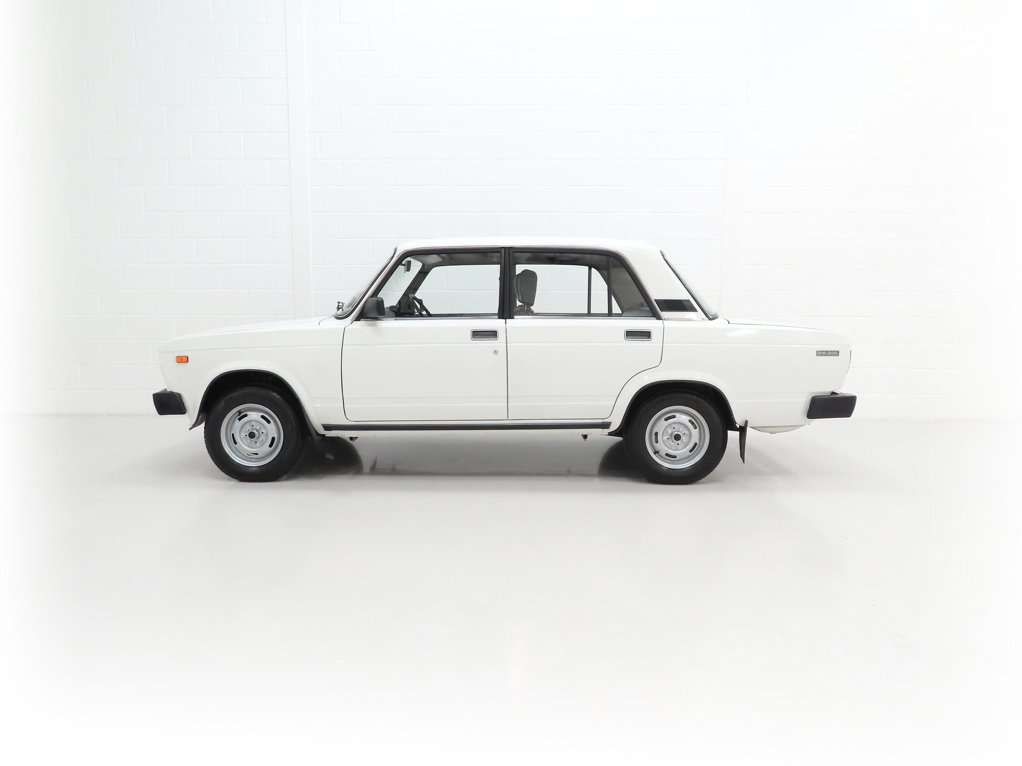 1984 Lada 1200L Riva с пробегом 11442 мили | Пикабу