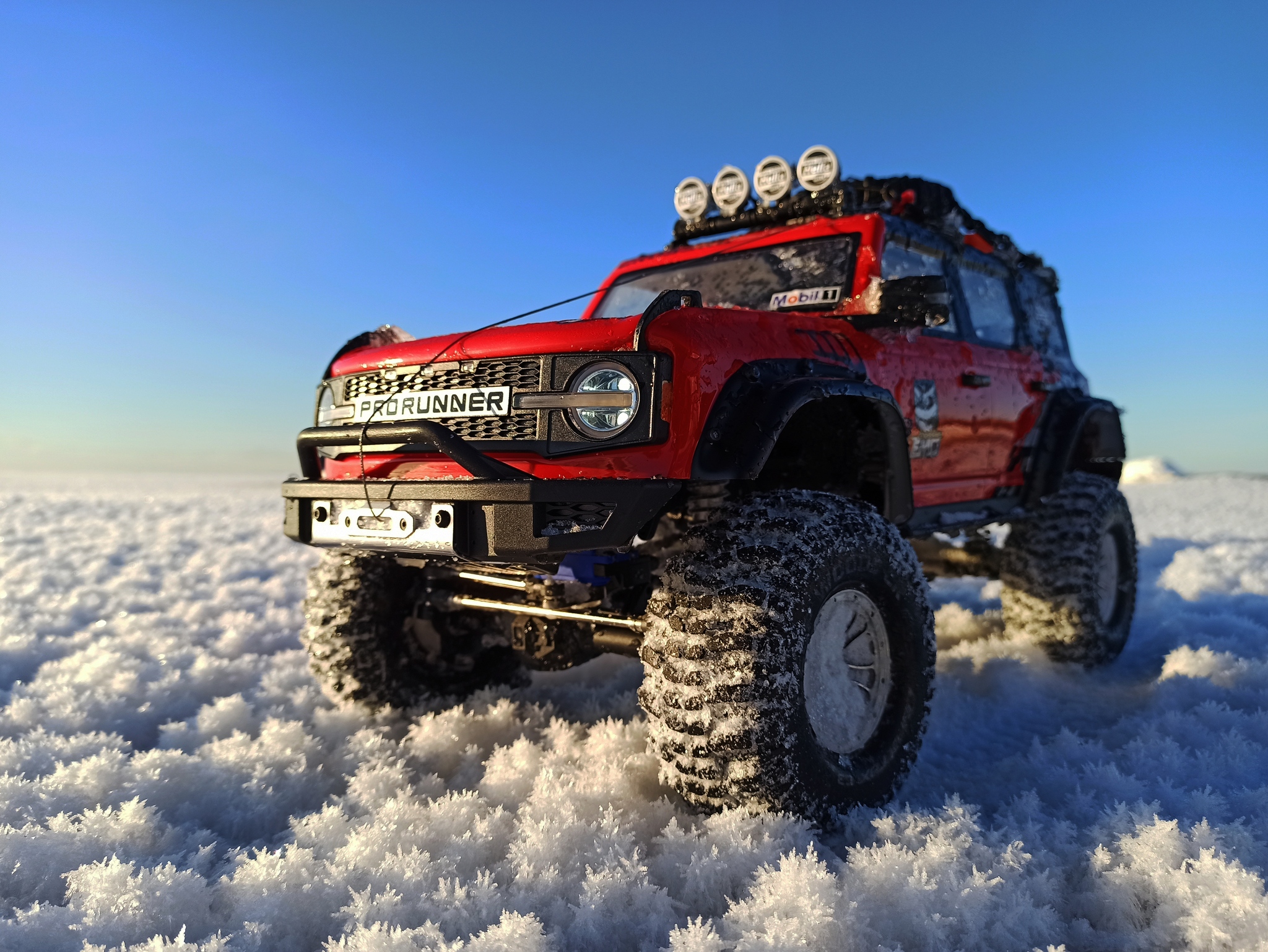 Winter Trophy Edition Ford Bronco Pro Runner 4x4 RGT RC | Пикабу