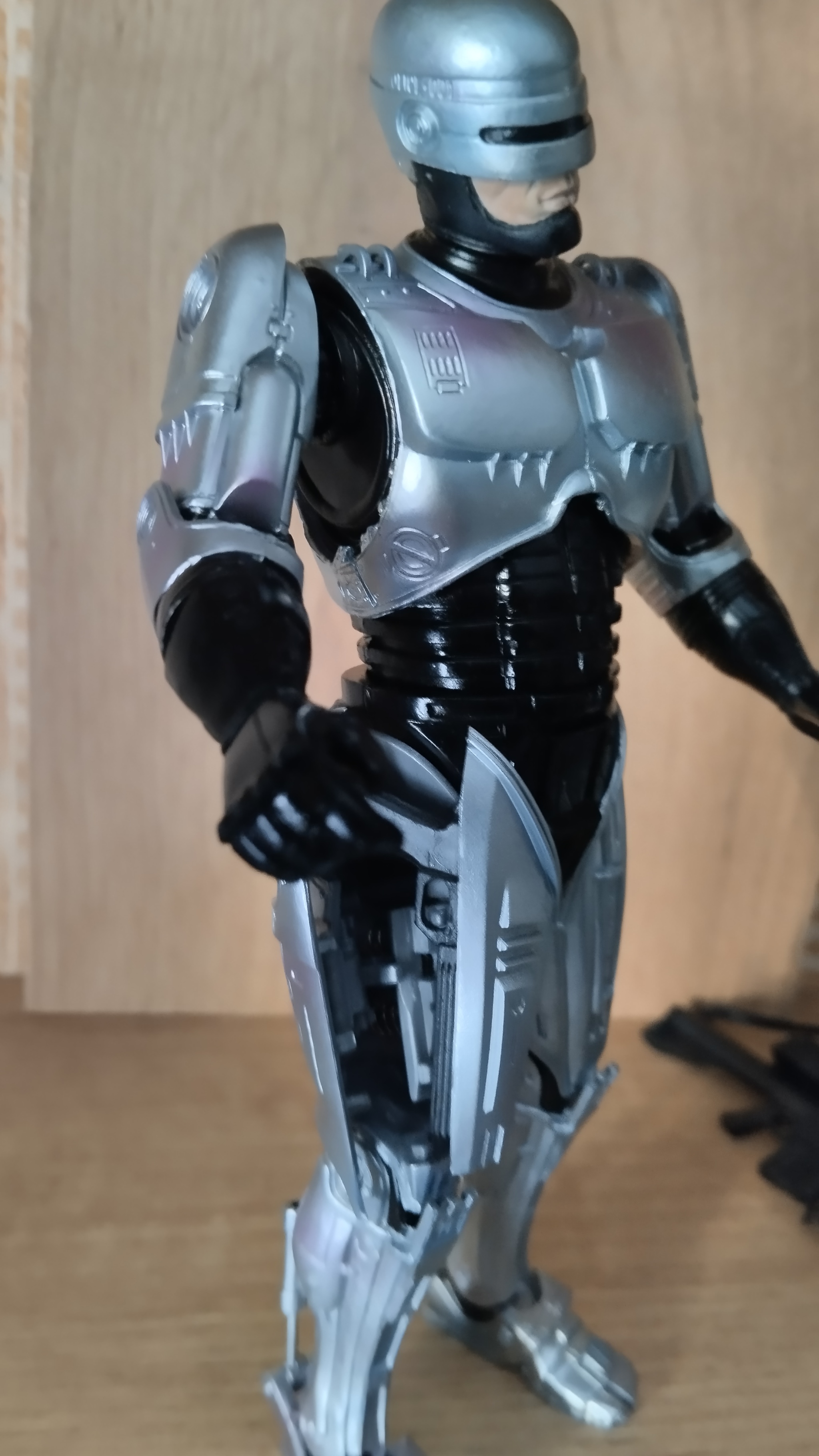 Два Классических Товарища из Neca. ОСР - 001 и ED - 209. Алекс Мерфи 