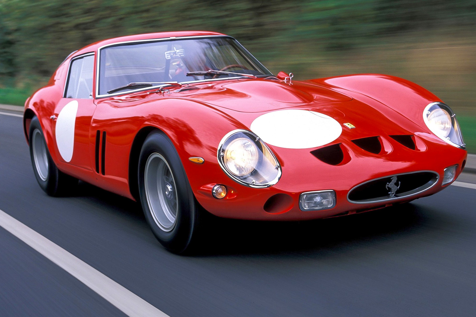 Почему 250 GTO считают лучшей Ferrari всех времен? Три литра, 12 цилиндров,  миллионы долларов | Пикабу