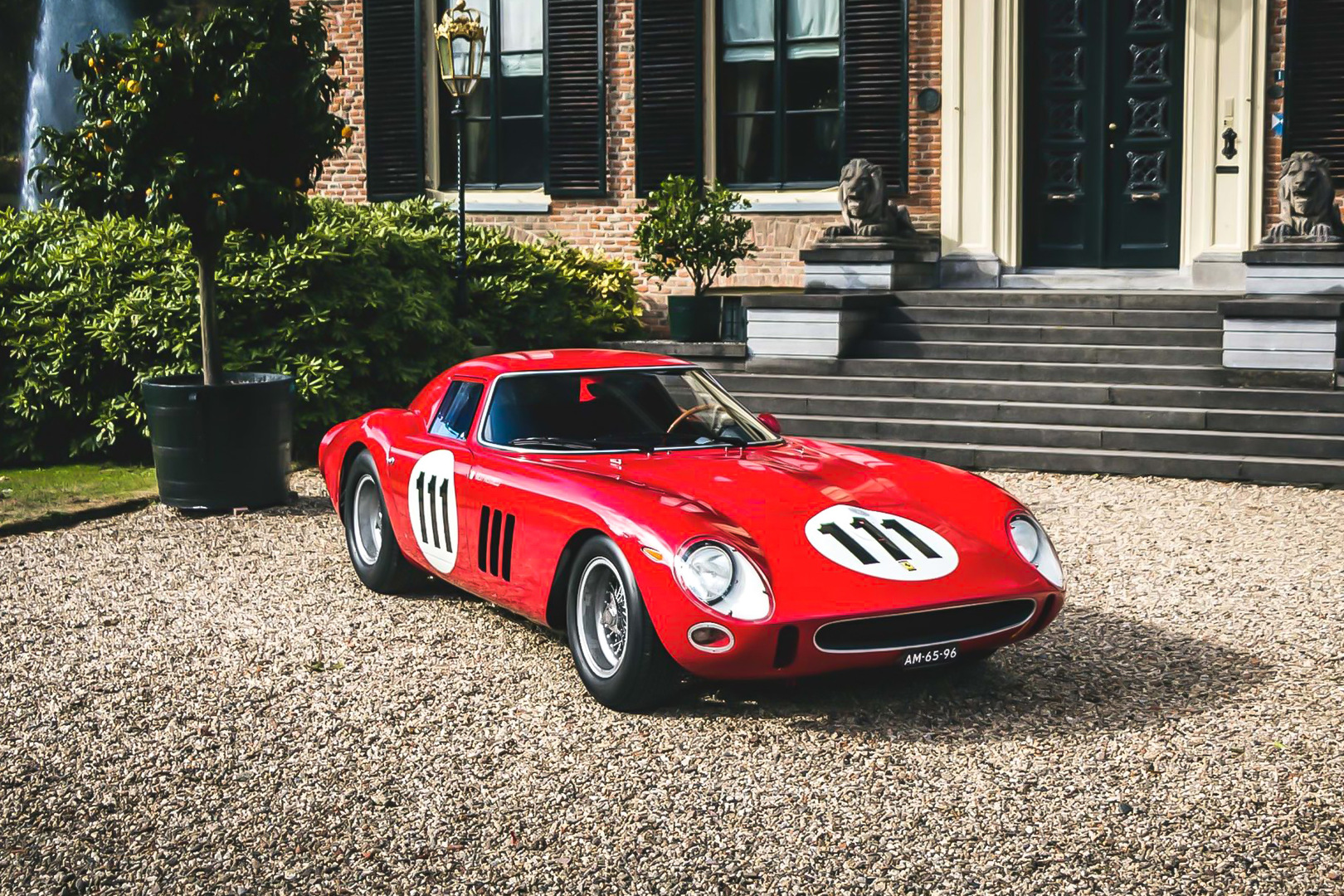 Почему 250 GTO считают лучшей Ferrari всех времен? Три литра, 12 цилиндров,  миллионы долларов | Пикабу