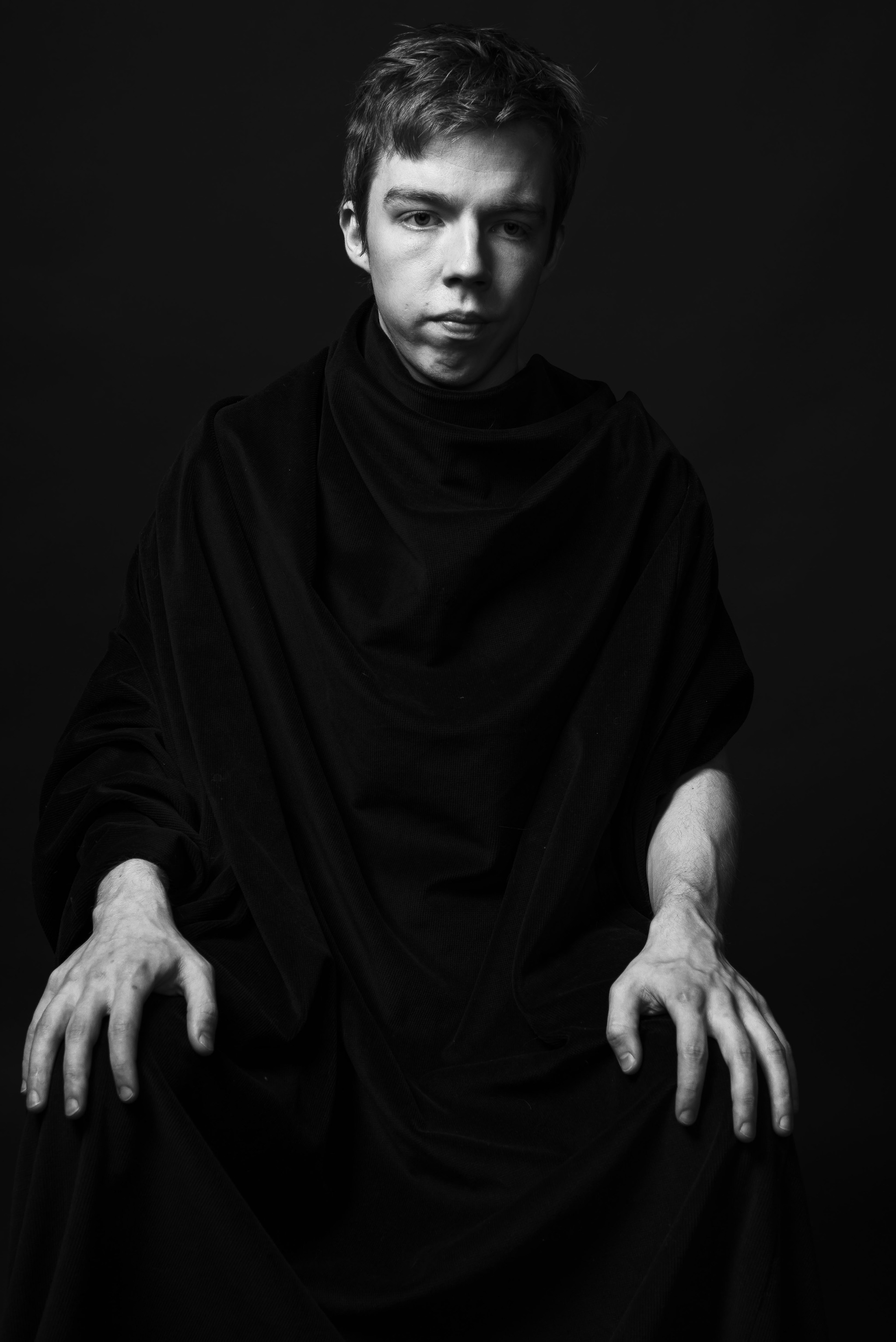 Ох уж эти руки. Подчеркнуть фактуру | Пикабу