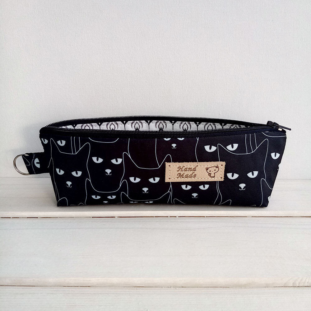 Пеналы с суровыми котами ) | Пикабу