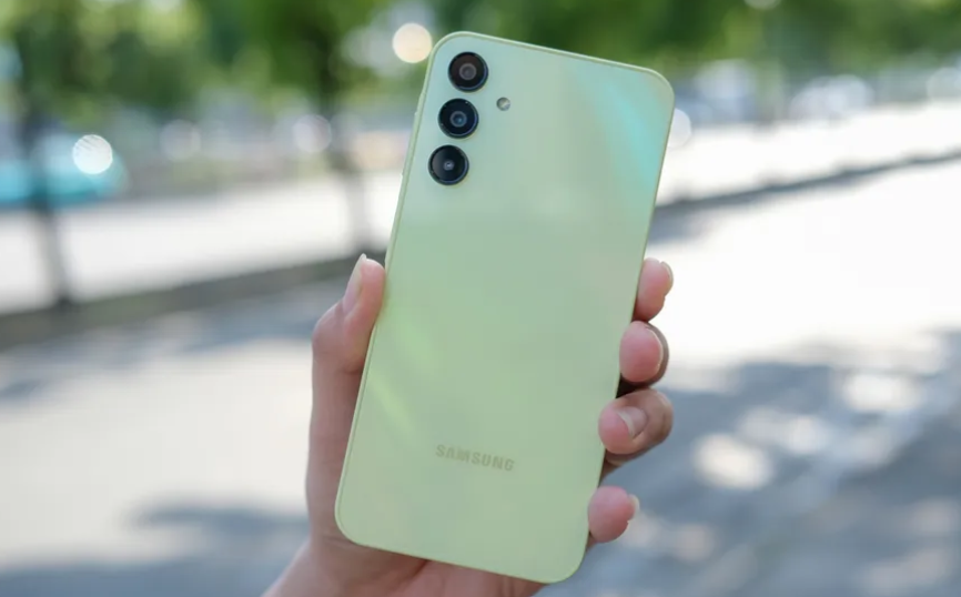 Обзор Samsung Galaxy A15. Доступный средний класс | Пикабу