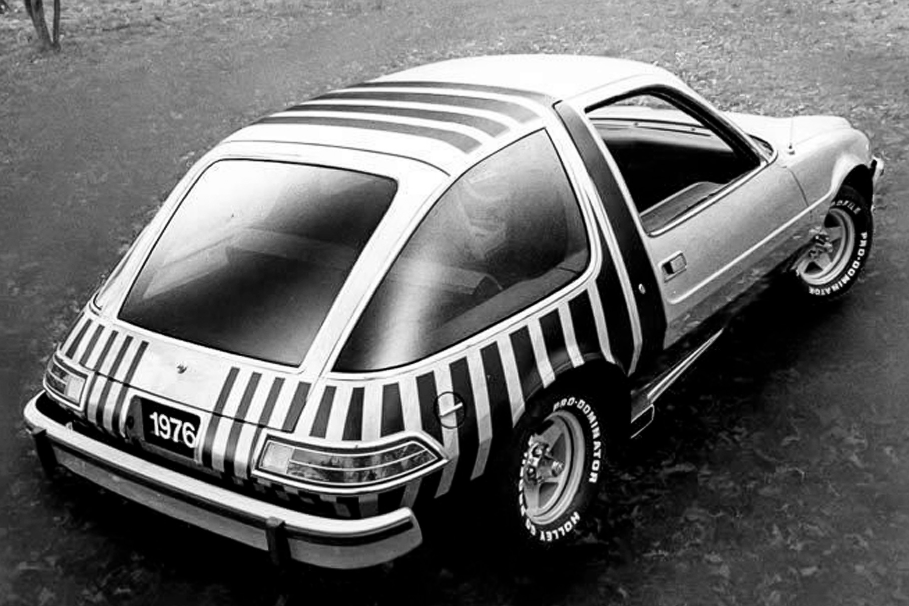 Могли, но не сумели: история AMC Pacer. Как автомобиль из будущего  умудрился проиграть обычному «Гольфу»? | Пикабу