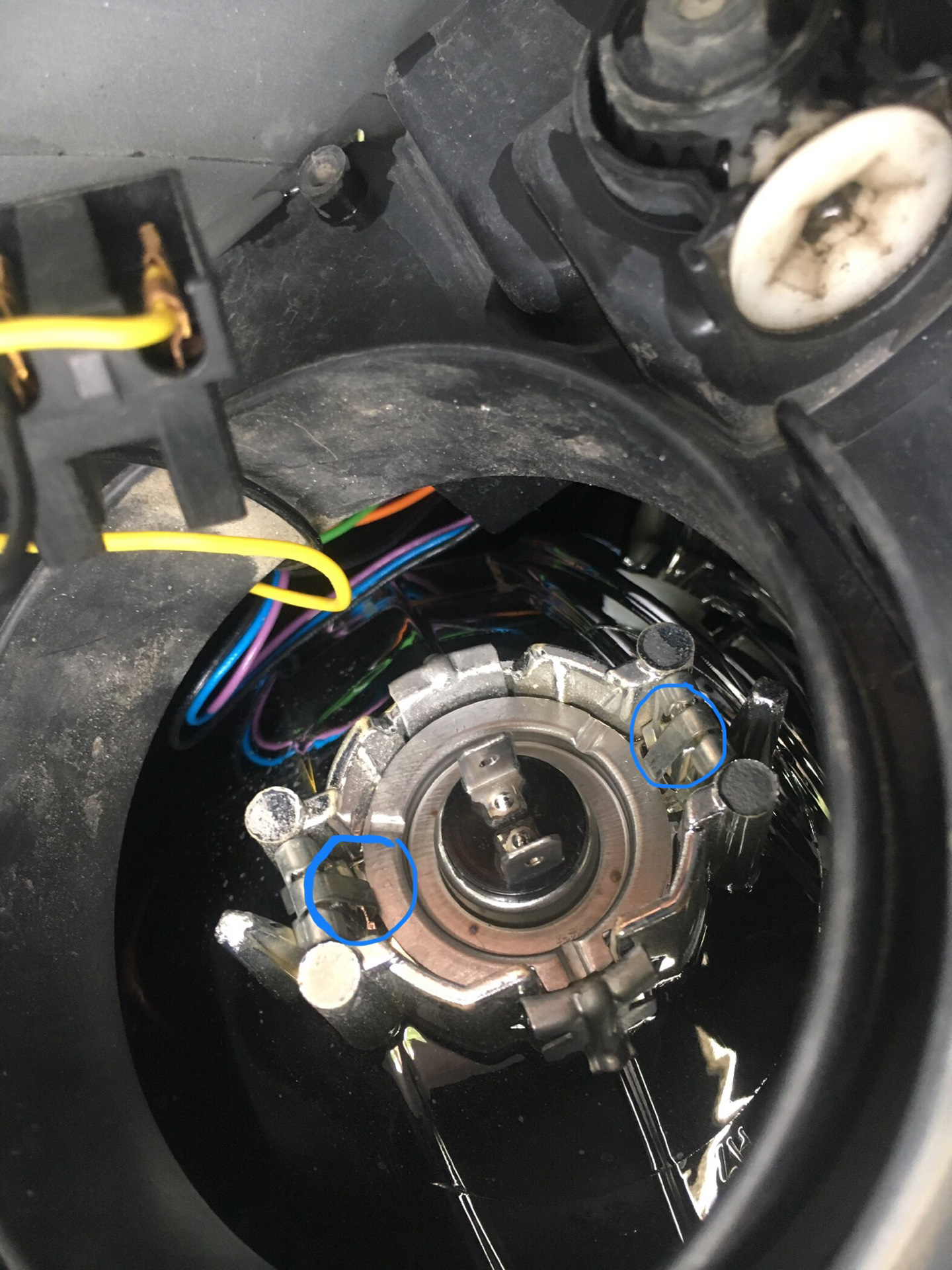 Уважаемые автовладельцы фордов, рено, ауди, шевроле, лады калины и ...