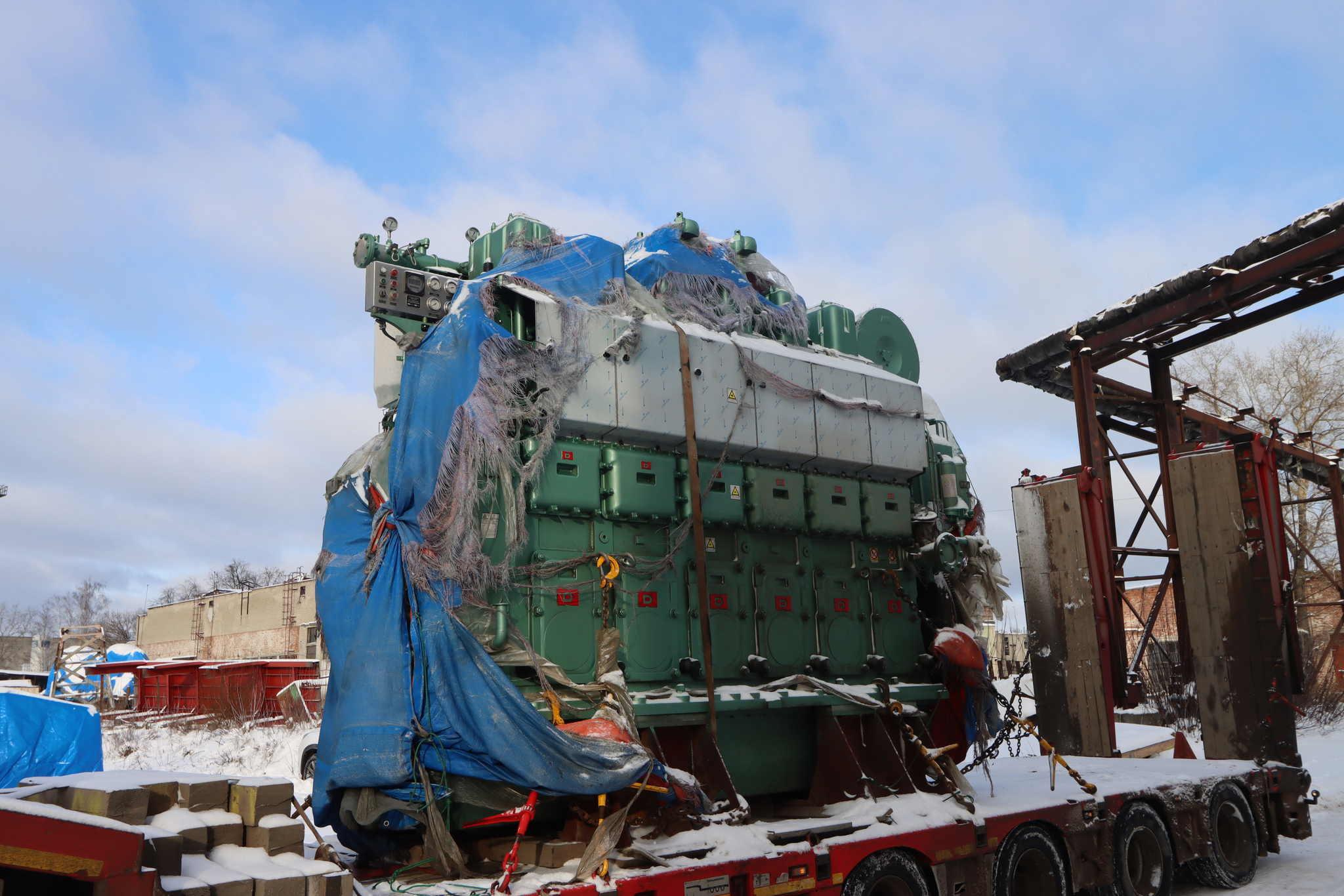 Нижегородчане установили главный двигатель в пятый спасатель проекта MPSV12  | Пикабу