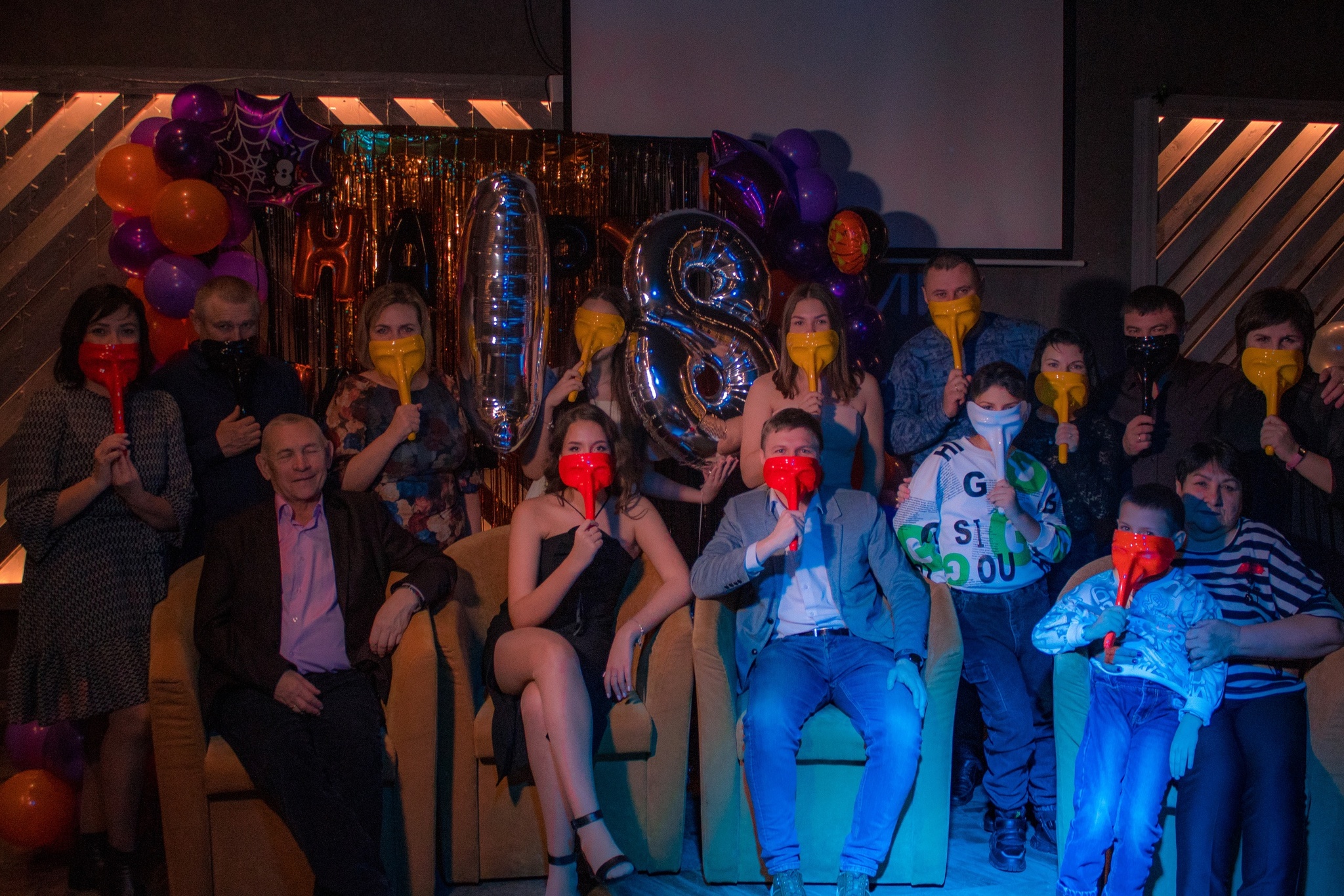 Мафия-НН: Вступая во взрослую жизнь, каждый мирный житель города Мафия ...