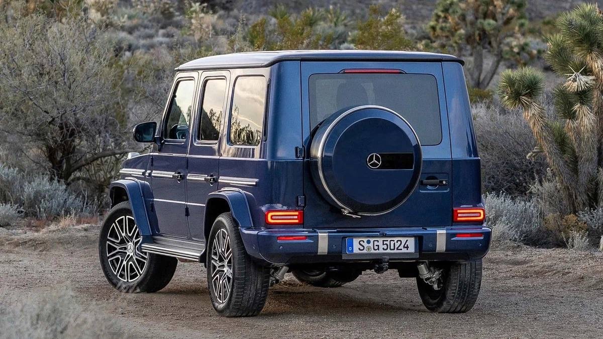 Представлен обновлённый Mercedes-Benz G-класса | Пикабу