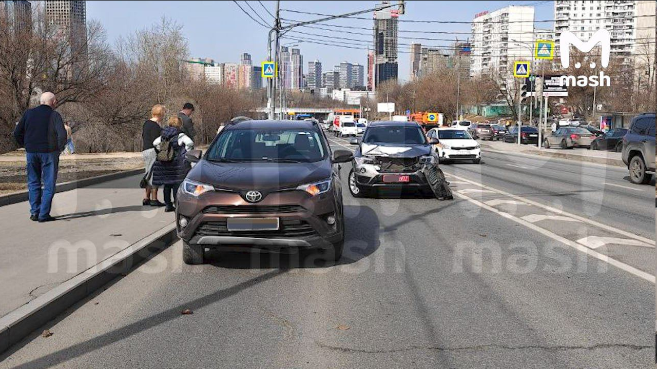 В Москве на Лобачевском шоссе взорвался грузовик «Газель» | Пикабу