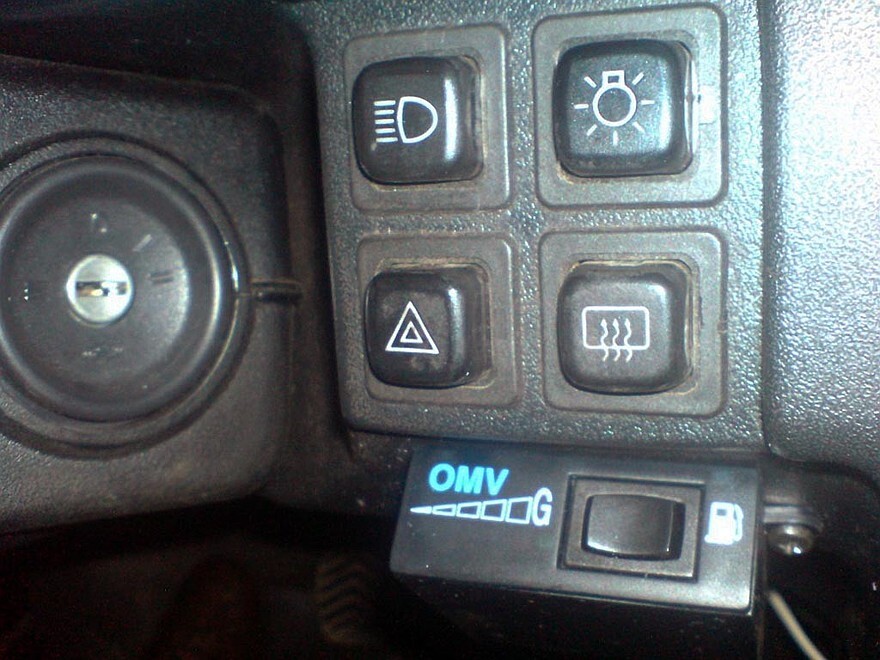 Тридцатилетние дауншифтеры для новых времен: сравниваем ВАЗ-2109 и АЗЛК ...