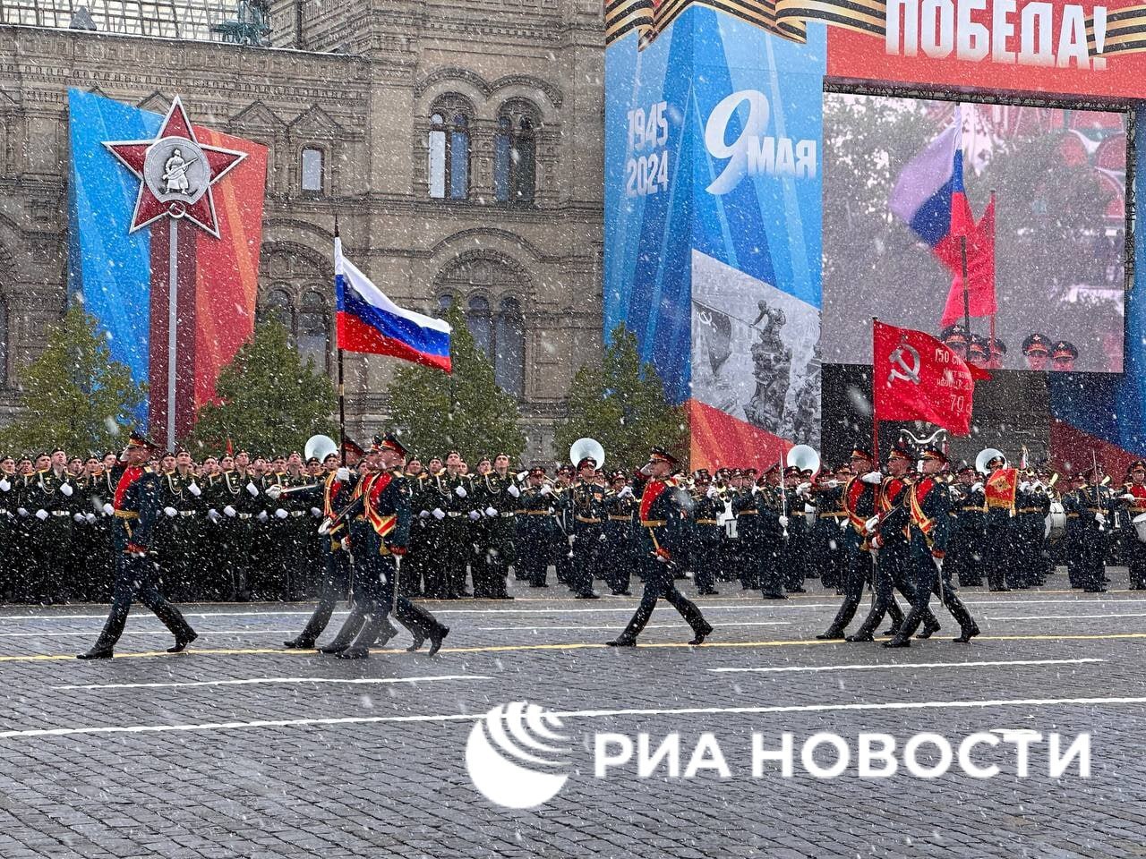 9 мая, Парад Победы: новости, поздравления, открытки, фото и видео — Лучшее  | Пикабу